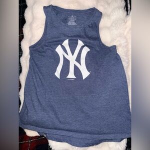 NY Yankees Women’s blue and white tank top  size small